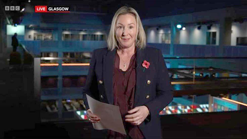 La periodista de la BBC que desató un debate sobre salud al tener un momento de niebla mental en TV en directo- La periodista de la BBC que desató un debate sobre salud al tener un momento de niebla mental en TV en directo