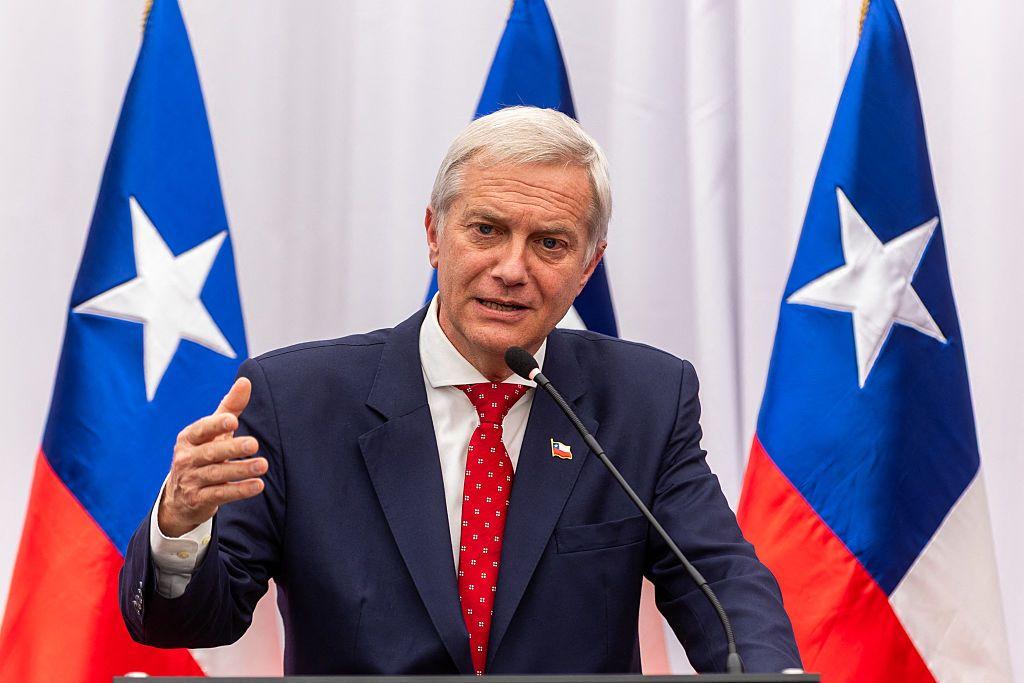 La pelea entre los candidatos de la derecha en Chile por definir quien se perfila como posible rival de la comunista Jeannette Jara en las presidenciales- La pelea entre los candidatos de la derecha en Chile por definir quien se perfila como posible rival de la comunista Jeannette Jara en las presidenciales